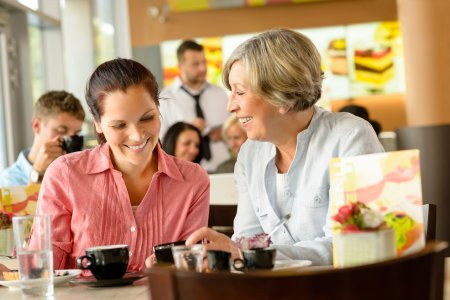 Ein Angehöriger hat Blasenschwäche - Tipps für pflegende Angehörige