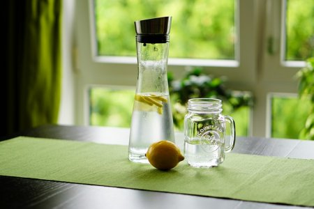 Warum Trinken im Alter wichtig ist